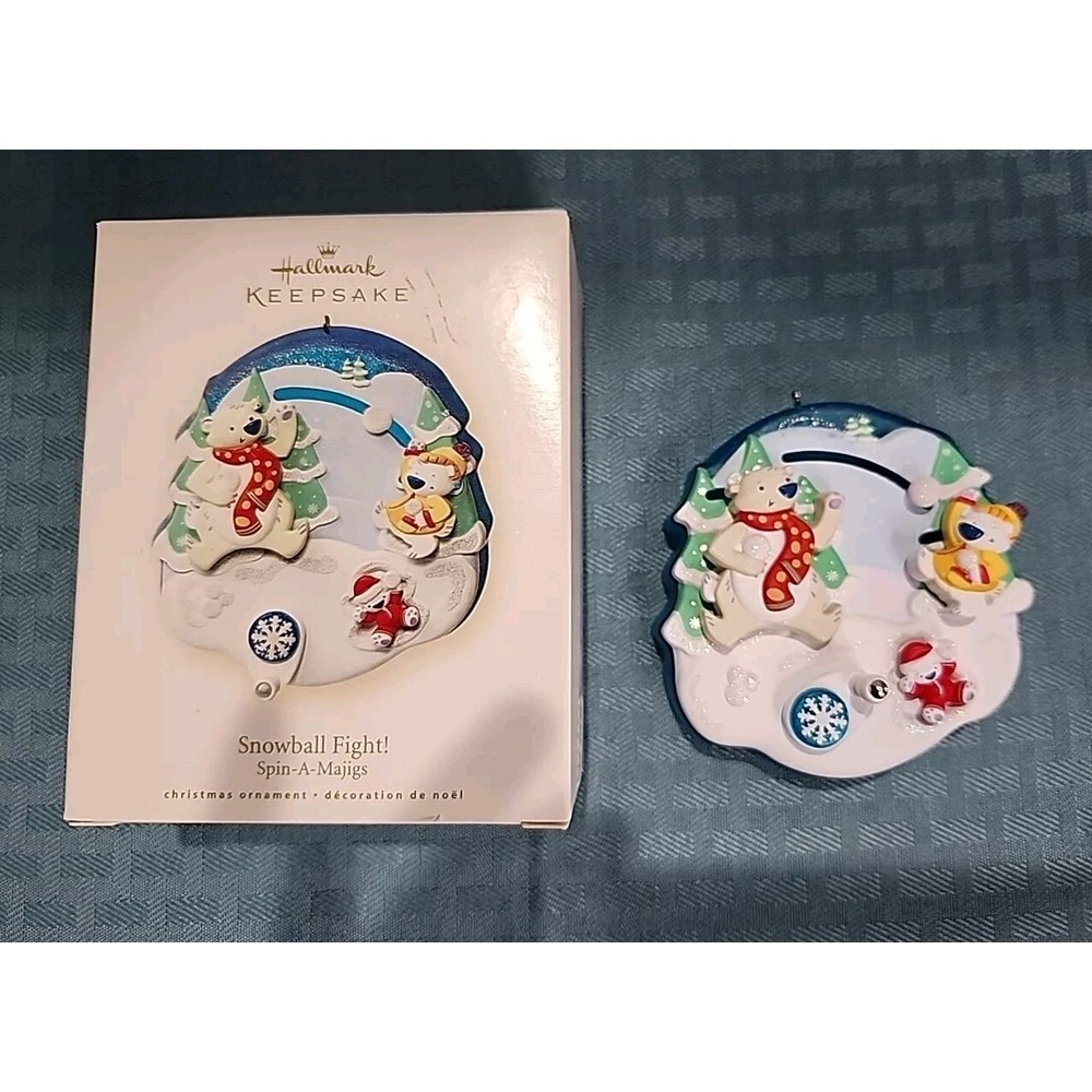 Hallmark Keepsake 2008 Snowball Fight Spin-A-Majigs Christmas Ornament QP1114